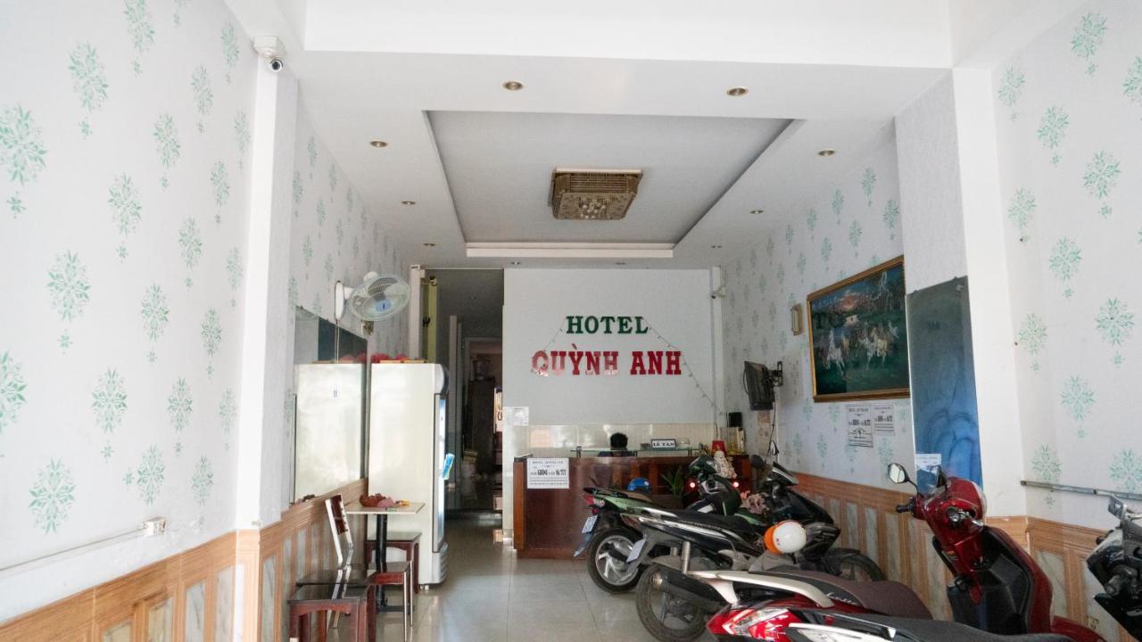 Quynh Anh Hotel Thành Pho Ho Chí Minh Esterno foto